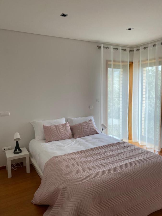 Hill & Beach House Viana do Castelo Exteriör bild